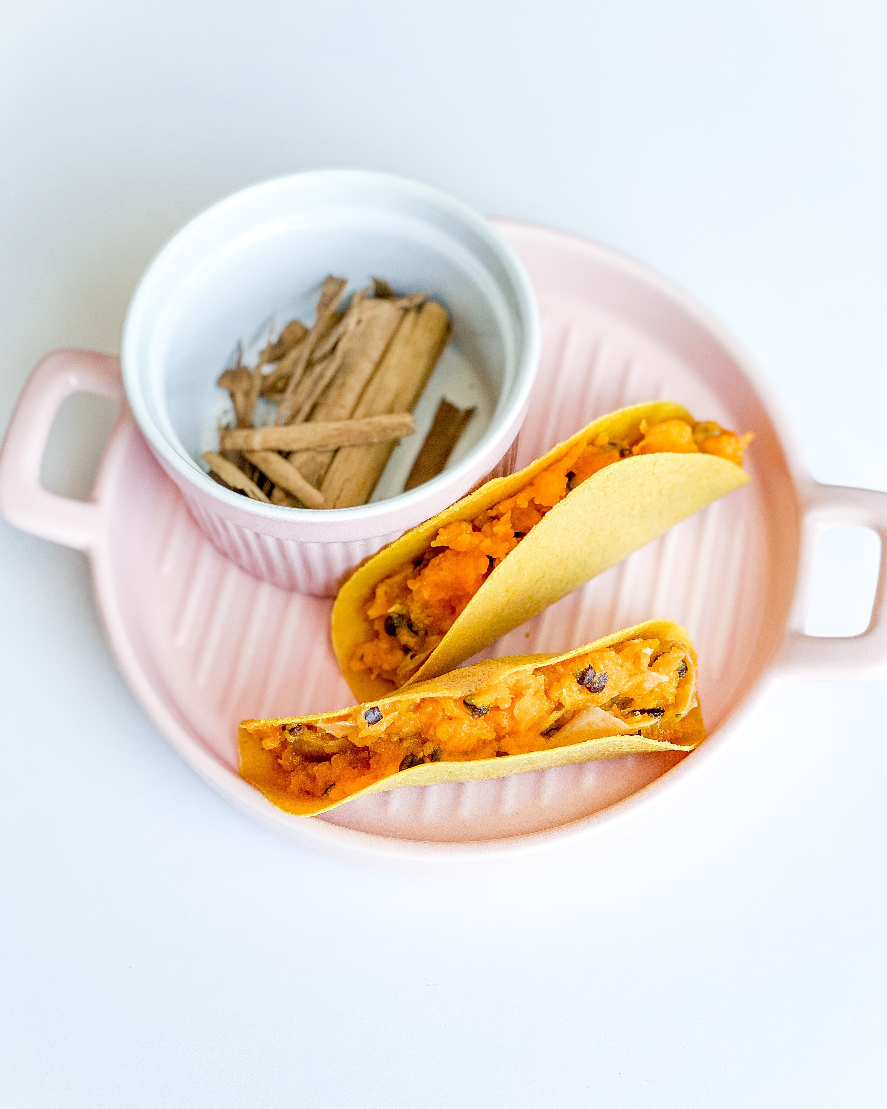 COCONUT TACO’S FILLED WITH PUMPKIN