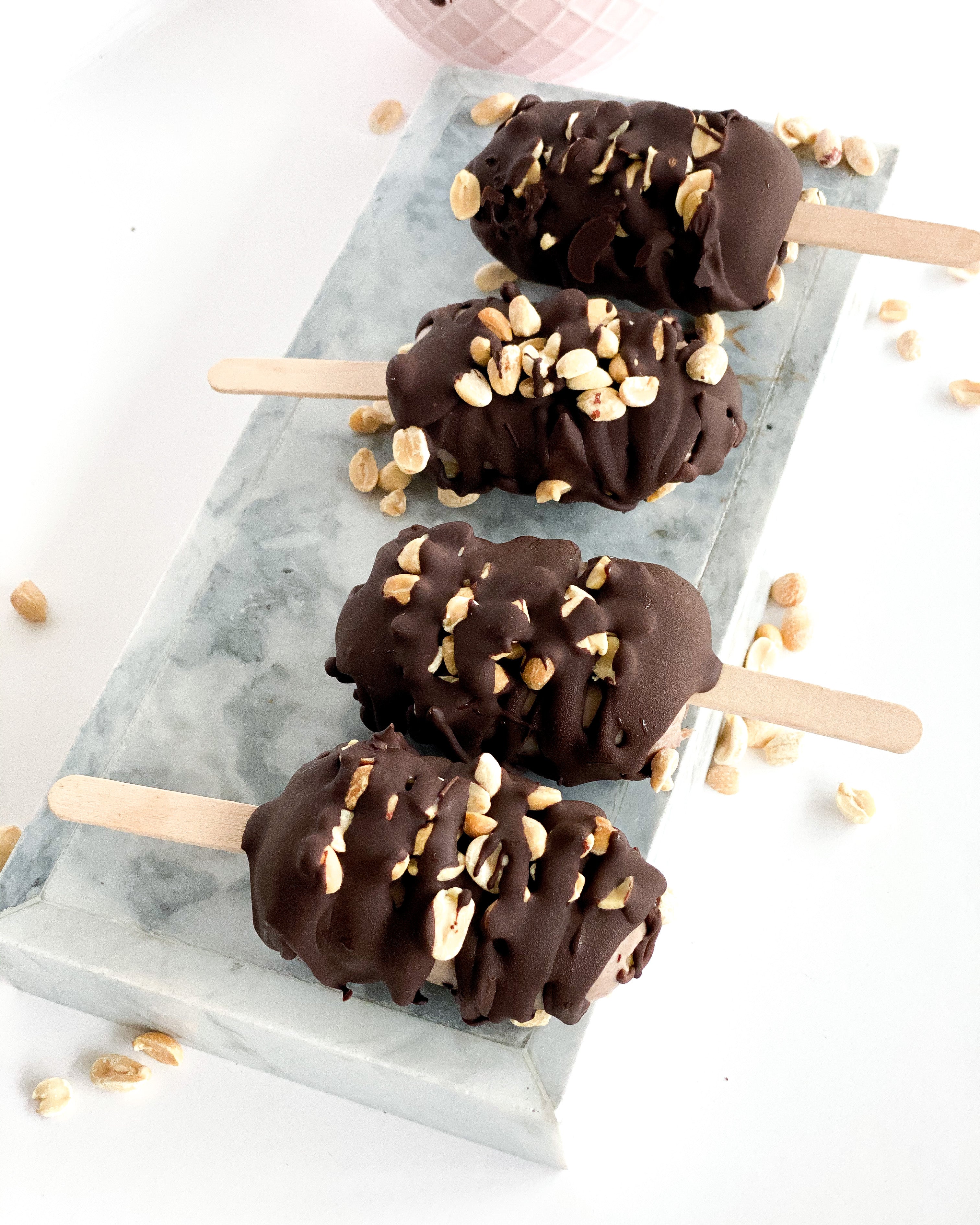 PEANUT BUTTER CHOCOLATE ICE CREAM