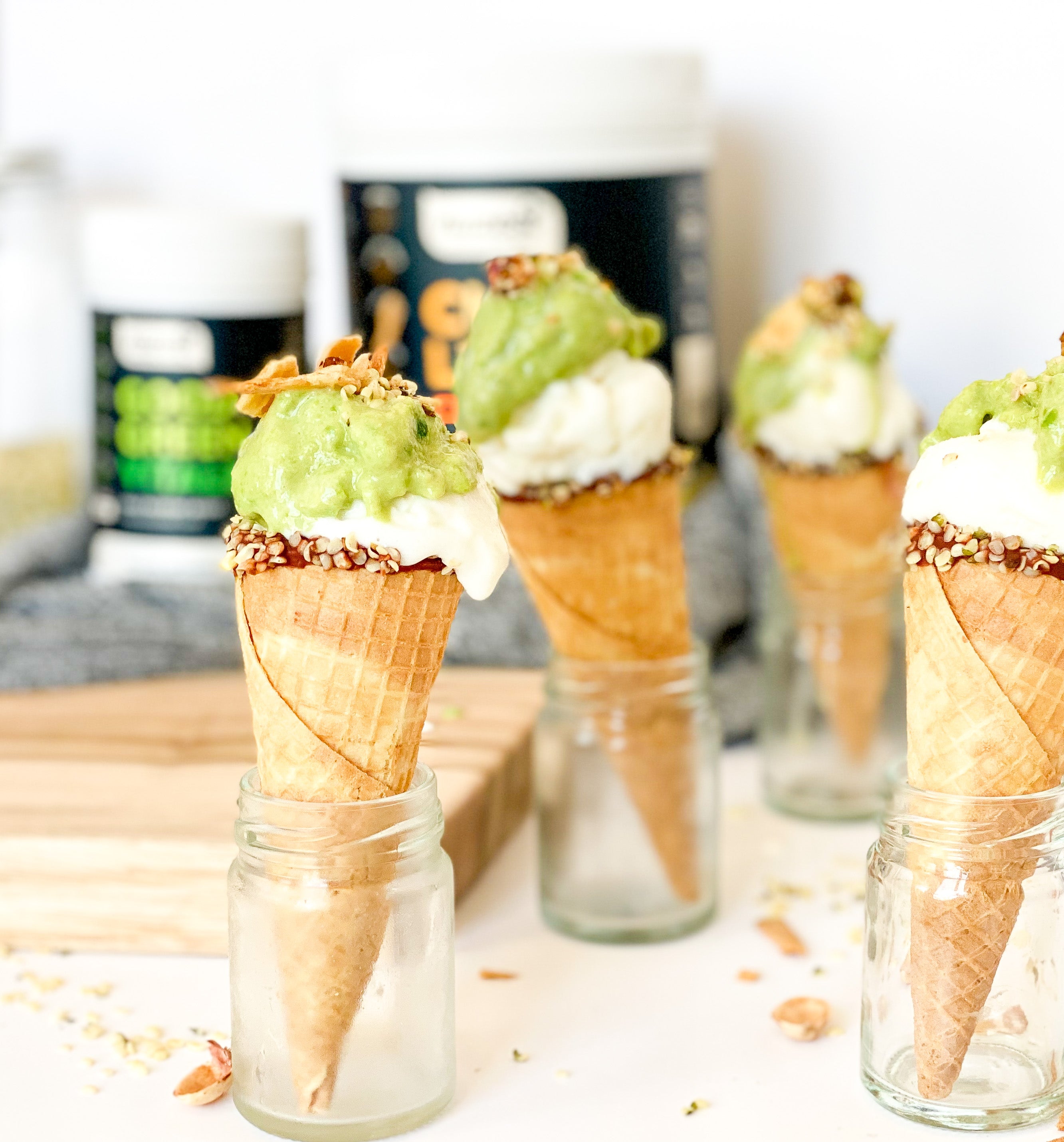 DOUBLE LAYERED PISTACHIO VANILLA NO CHURN ICE-CREAM