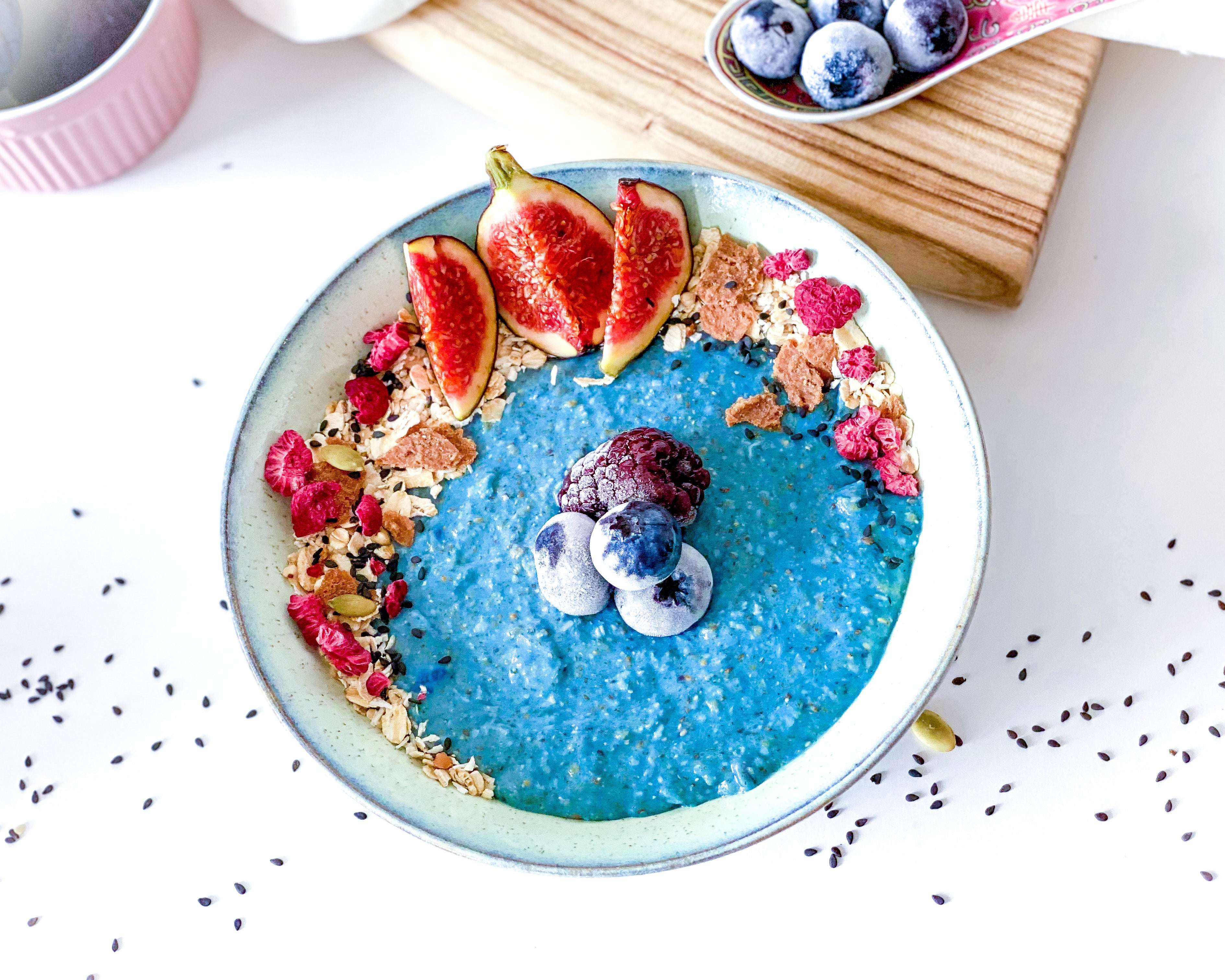 BLUEBERRY OATMEAL PORRIDGE