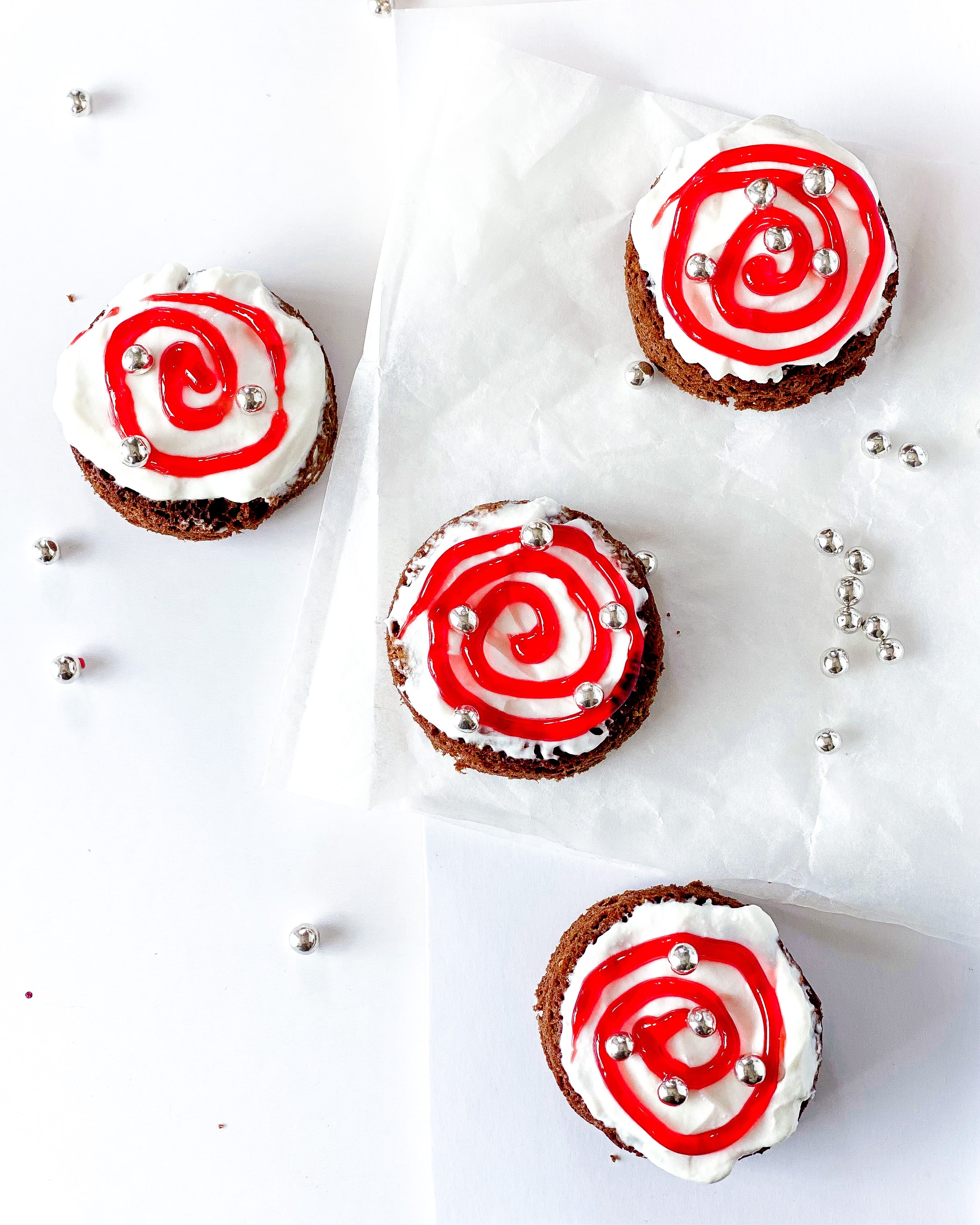 CHRISTMAS SWIRLS