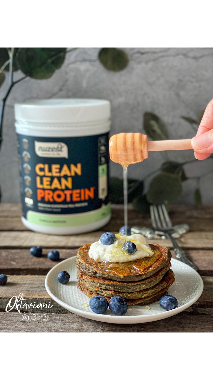 Keto Vanilla Matcha Pancakes