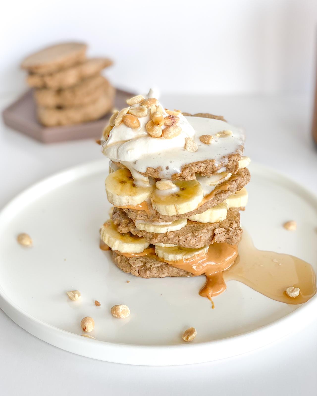 CHOCOLATE BISCUIT PANCAKES