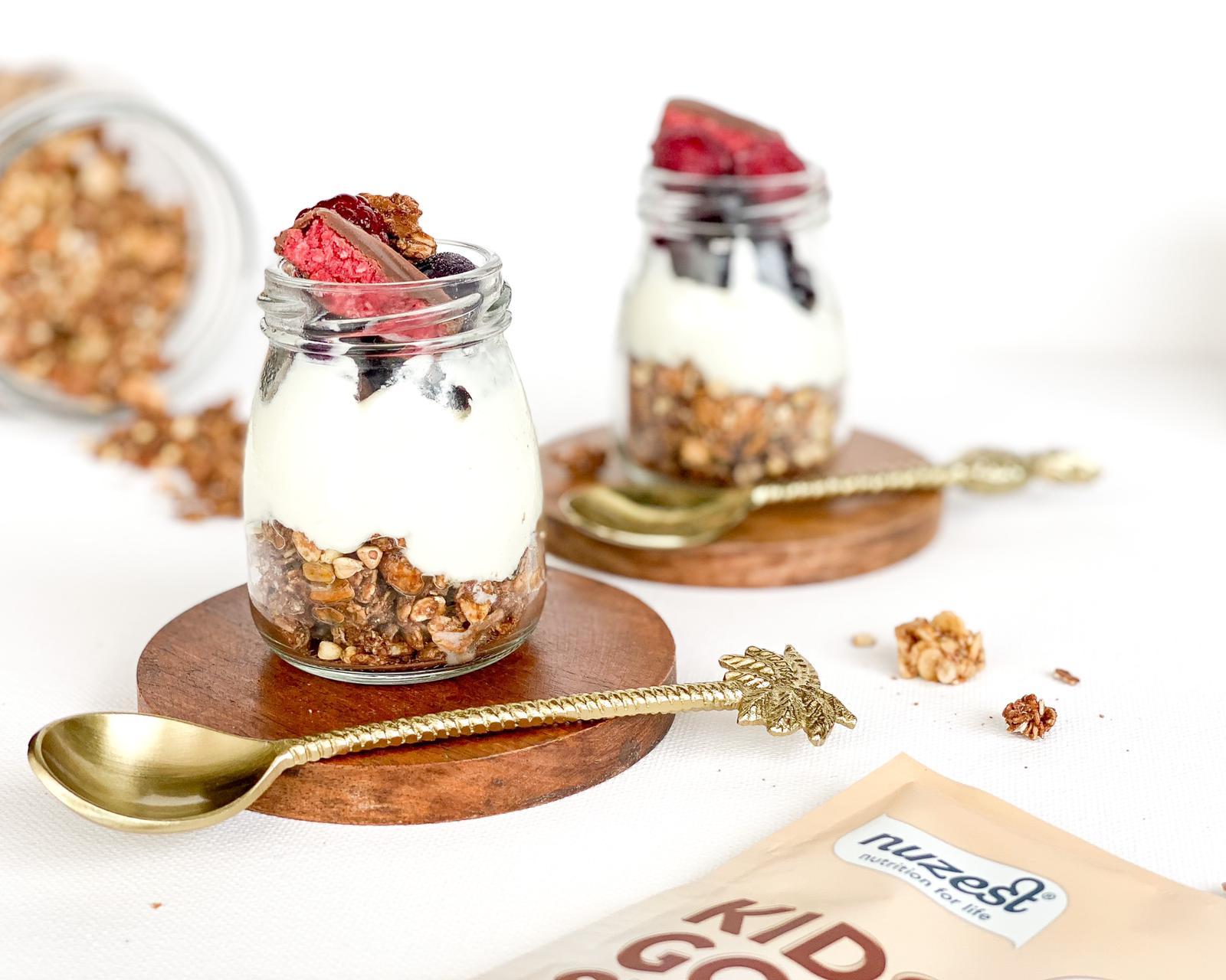 CHOCOLATE PROTEIN GRANOLA
