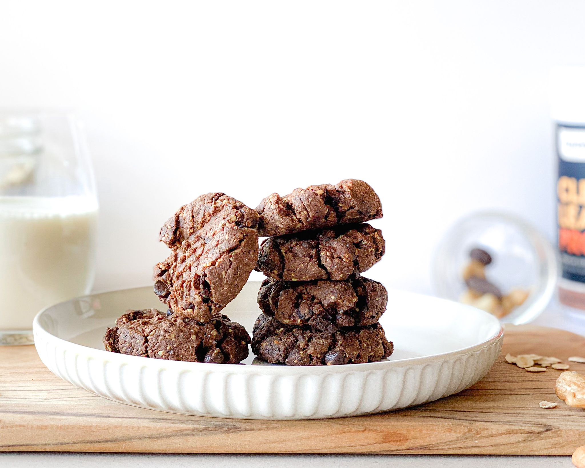 CHOC CHIP PROTEIN COOKIES