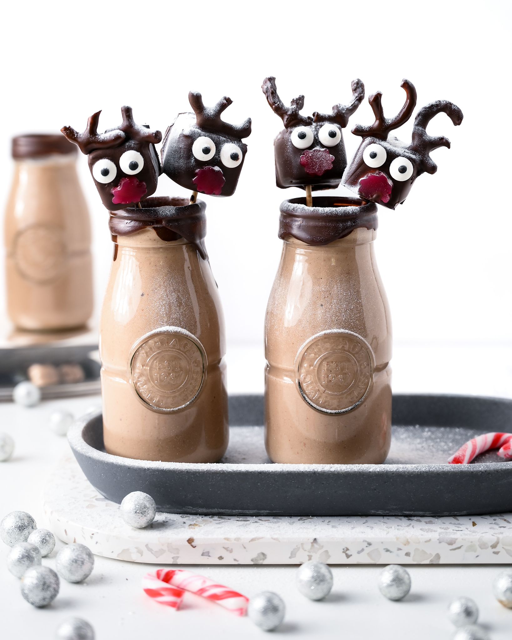 CHOCOLATE REINDEER SMOOTHIE