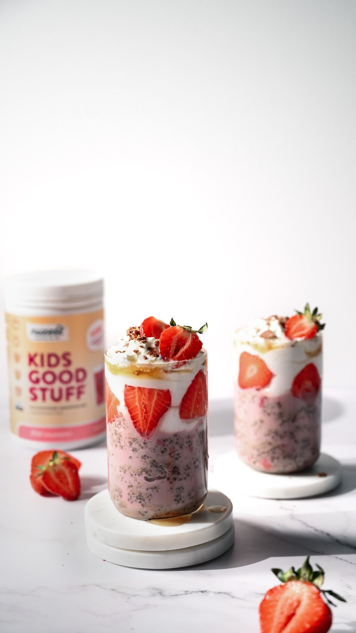 STRAWBERRY VANILLA QUINOA CHIA PORRIDGE